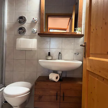 Appartement Seehenswert Familienfreundlich Mit Pool, Tischtennisplatte & Koenigscard Bis Zu 7 Personen In Seenaehe